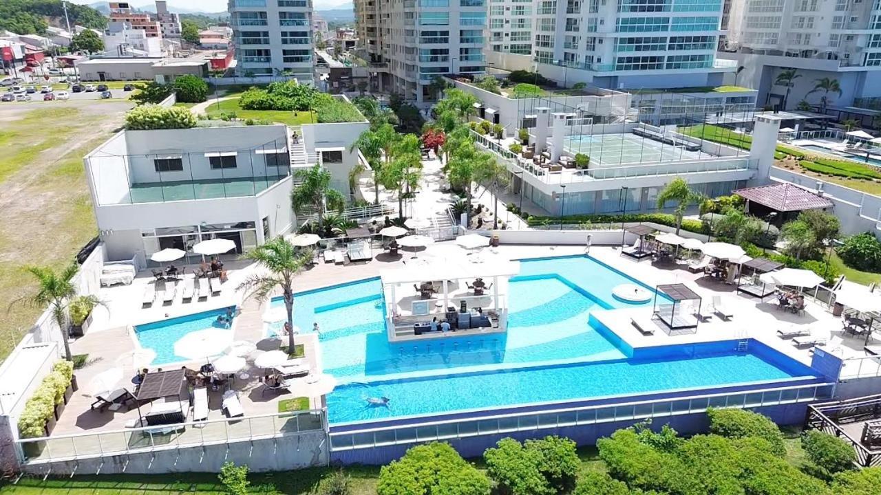 Bali Beach Picarras - Condominio Resort المظهر الخارجي الصورة